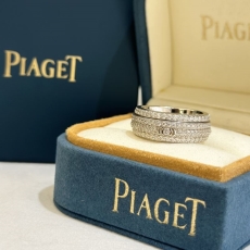 Piaget Rings